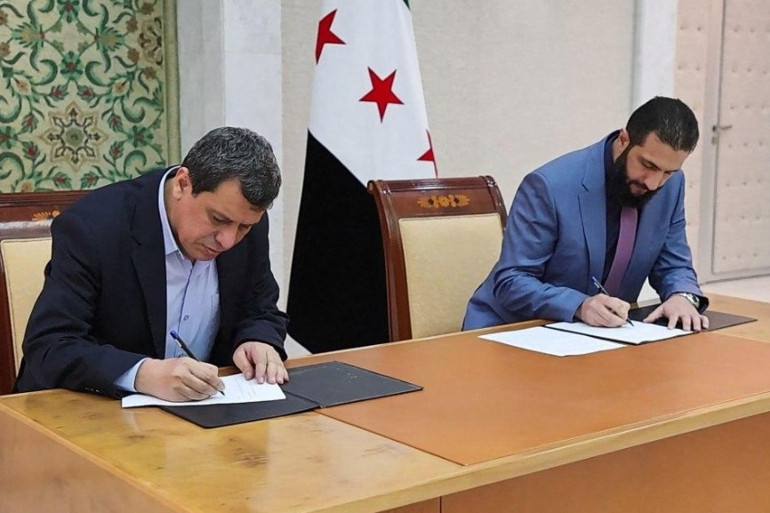 Son dakika... Suriye: SDG Suriye Ordusuna katıldı