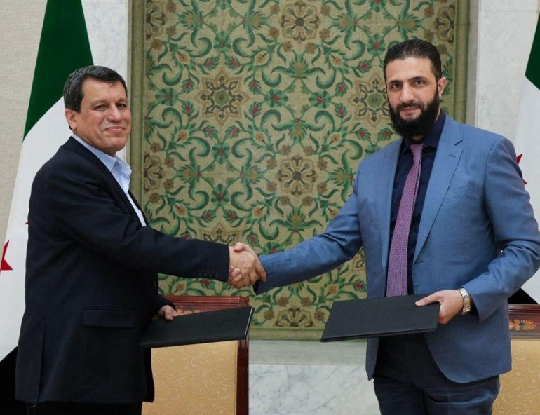 Son dakika... Suriye: SDG Suriye Ordusuna katıldı