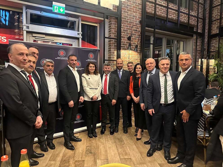 Stuttgart Başkonsolosu’ndan anlamlı iftar