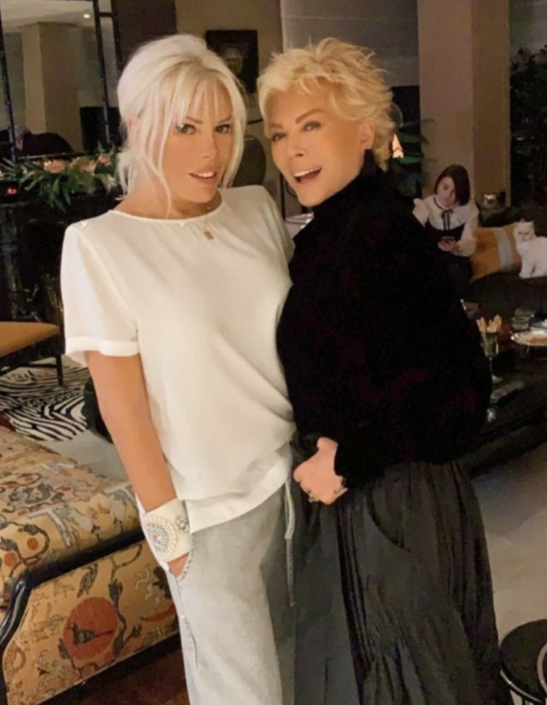 Sizi Ajda sanınca çok utanmıştım