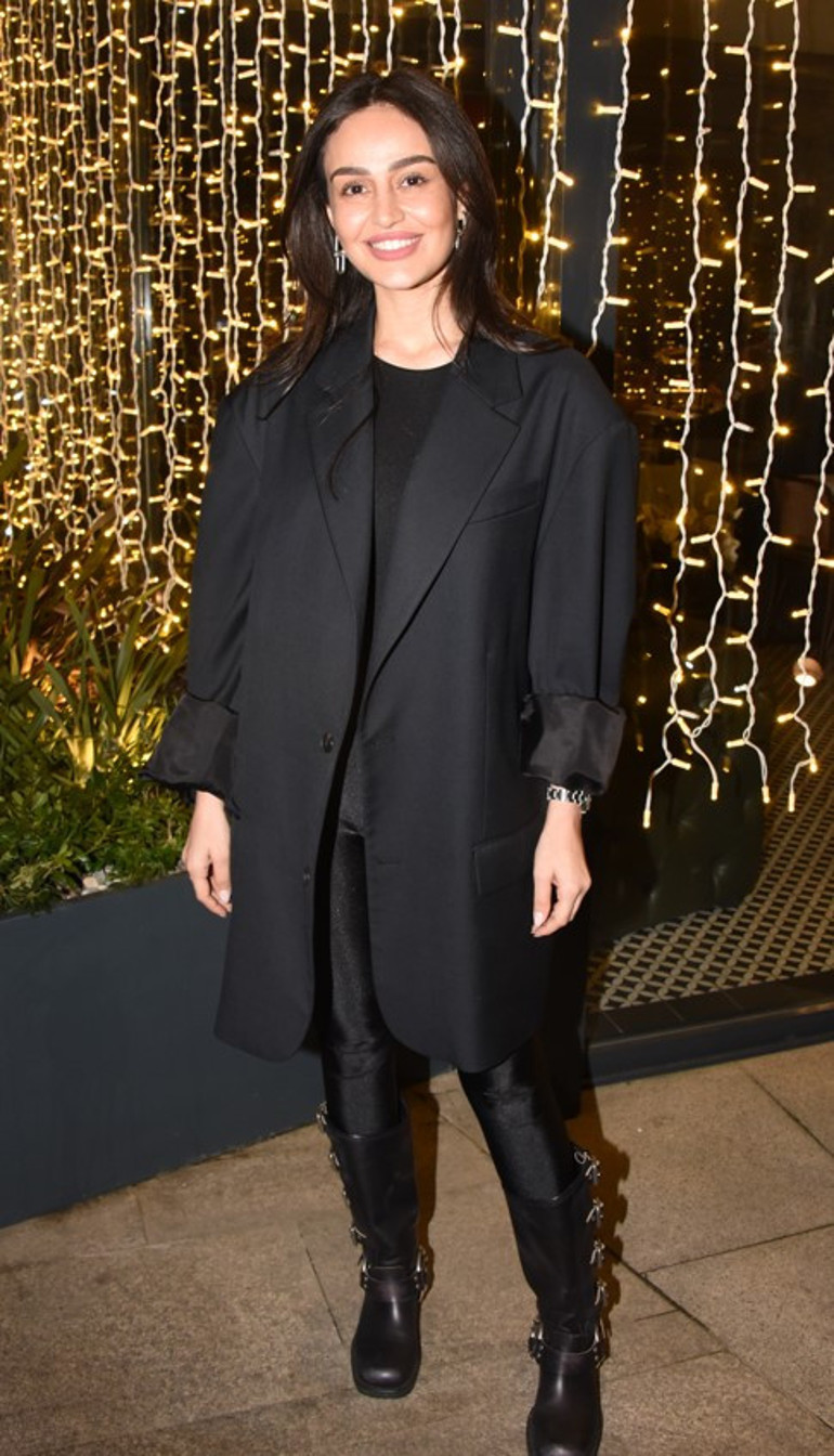 Ünlü türkücüden itiraf Sosyal medyadan biriyle tanışırım