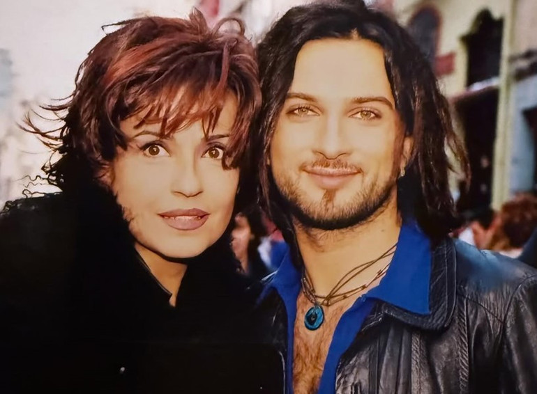 Yıl 1996... Çakıl gazinosu