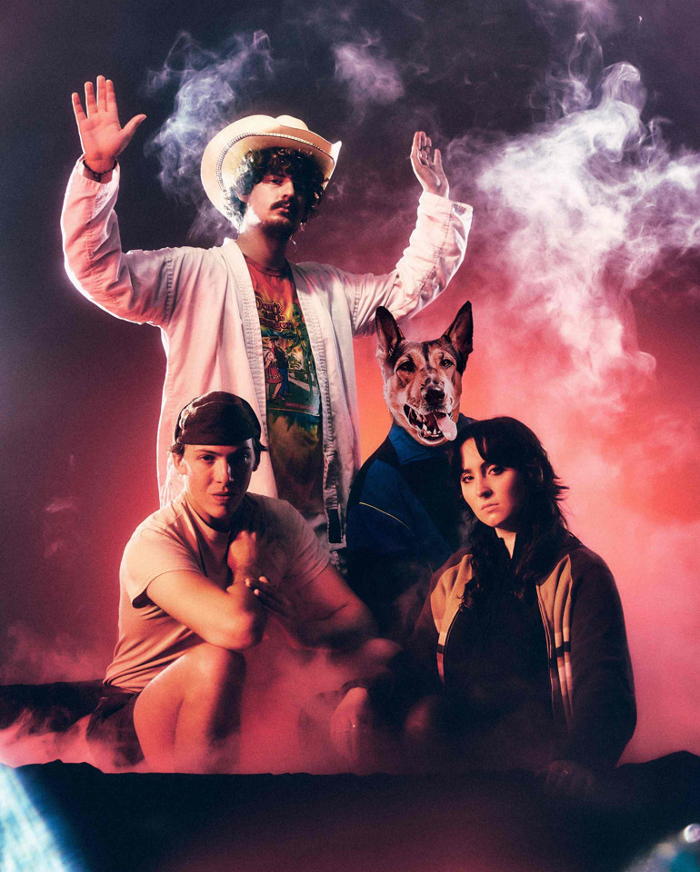 Tek sergi, çok sanatçı