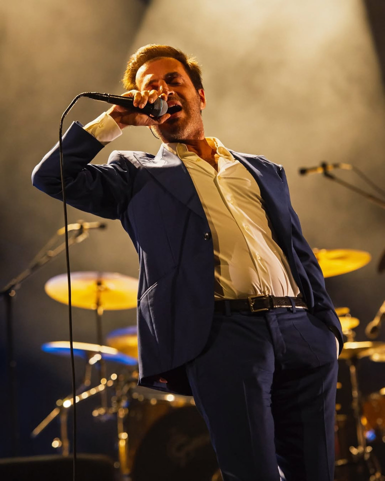 Tek sergi, çok sanatçı