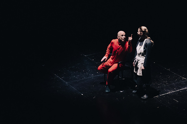 Tek sergi, çok sanatçı