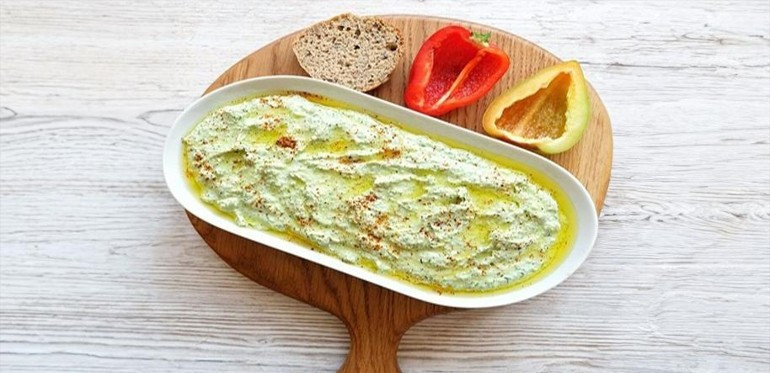 Tek sergi, çok sanatçı