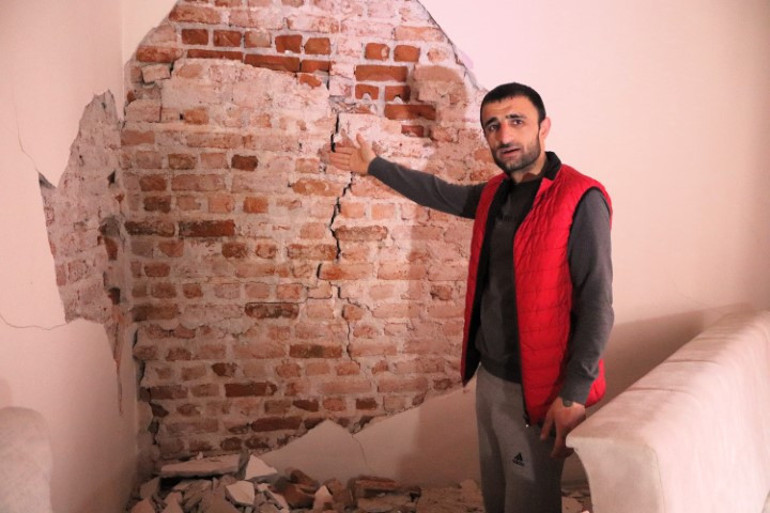 İzmirde vatandaşların tünel kâbusu Gece uyurken seslere uyanıyoruz