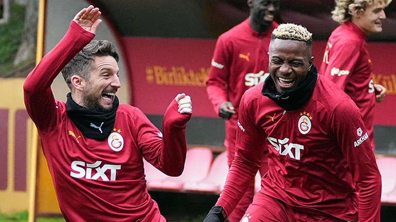 Victor Osimhenden Galatasaray ve şampiyonluk açıklaması: Bu kulübe verecek çok şeyim var Benim için en önemlisi burada şampiyon olmak