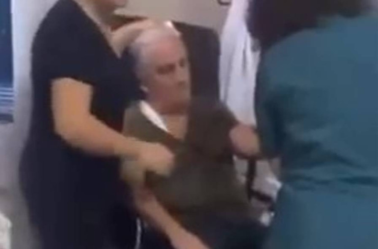 150 bin lira maaş alıyorsun deyip çaydanlıkla saldırmıştı... Adanadaki olayda saldırgan tahliye edildi