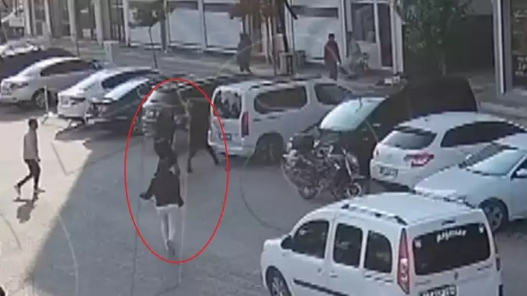 Kocasını silah çekerek korumuştu Dehşet anlarını anlattı