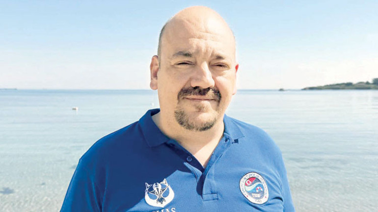 Dalgıç görüntüledi: Müsilaj dibe indi