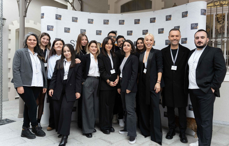 Okyanus balığı olmayı seçti şimdi dijitalde devrim yapıyor