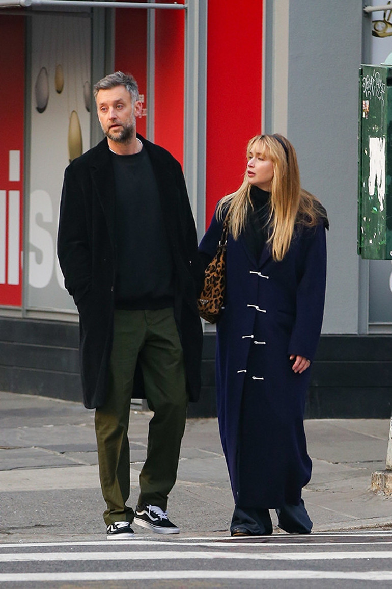 Ünlü oyuncu yeniden anne oldu… Doğum sonrası ilk pozlar…