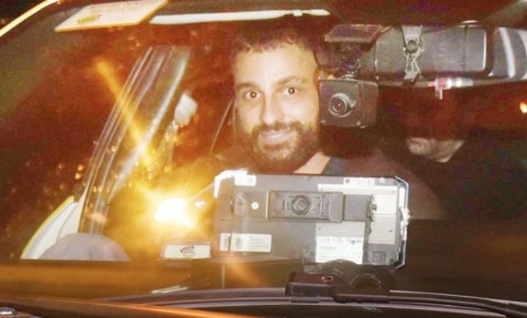 Ünlü oyuncu suç duyurusunda bulundu Adresine 14 kez yemek siparişi vermiş...
