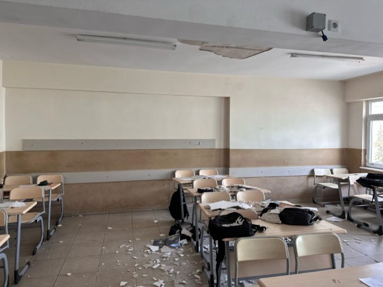 Sınıfta korku dolu anlar: 4 öğrenci yaralandı... | Deprem oldu sandım
