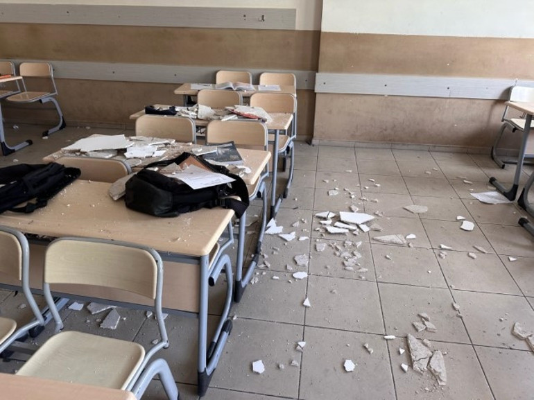 Sınıfta korku dolu anlar: 4 öğrenci yaralandı... | Deprem oldu sandım