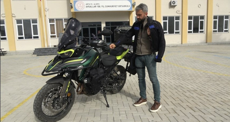 İzleyenlerin yüreği sızladı Trafik polisinin sözleri gündem olmuştu... Görüntüdeki motosikletli konuştu: Orada çok etkilendim