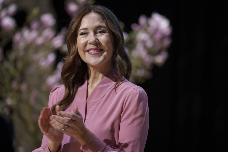 Kraliyet sarayında panik… Kate’in yaşadıkları unutulmadı… Hüzünlü kraliçe ‘hastalık’ bahanesiyle ortadan kayboldu