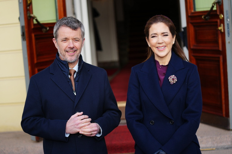 Kraliyet sarayında panik… Kate’in yaşadıkları unutulmadı… Hüzünlü kraliçe ‘hastalık’ bahanesiyle ortadan kayboldu