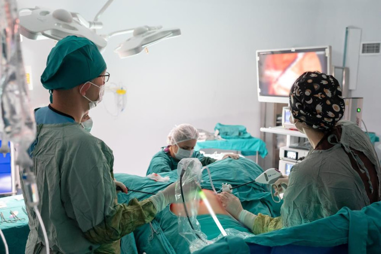 İlk başta kilo aldığını sandı; hastaneye gidince öğrendiği gerçekle şok oldu | 3 saatlik operasyonla alındı