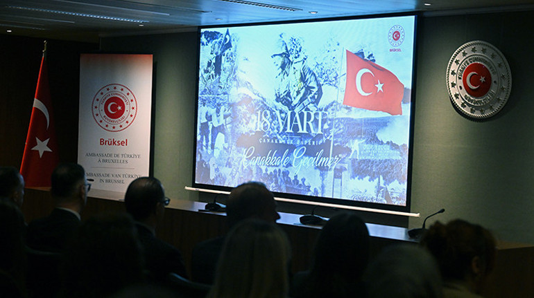 Kahramanlığın en büyük nişanesi: Çanakkale geçilmez