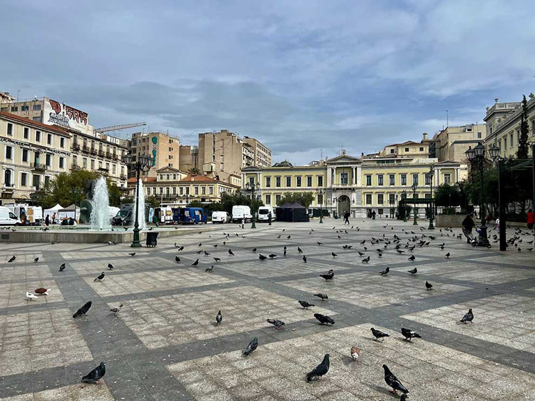 Atina’da antik dönemden günümüze yolculuk