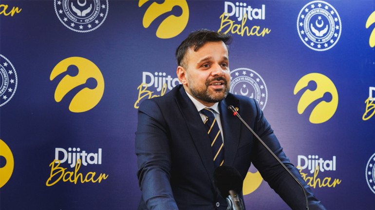 Turkcell, huzurevlerinde teknoloji odaları açmaya devam ediyor