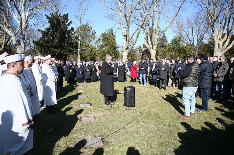 Avrupa’da 18 Mart anma törenleri düzenlendi