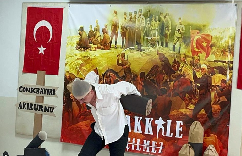 Küçük yüreklerde büyük zafer