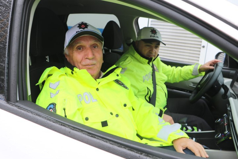 Polislik hayali sonunda gerçek oldu | 68 yaşında bu üniformayı giymek, çok güzel bir şey