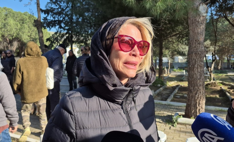 Vasiyeti yerine geldi... Tanyeli gözyaşlarıyla son yolculuğuna uğurlandı