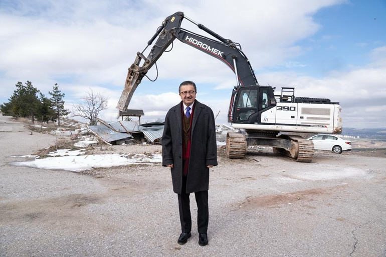 Başkan Tiryaki yeni projeyi tanıttı... Barınak değil modern merkez
