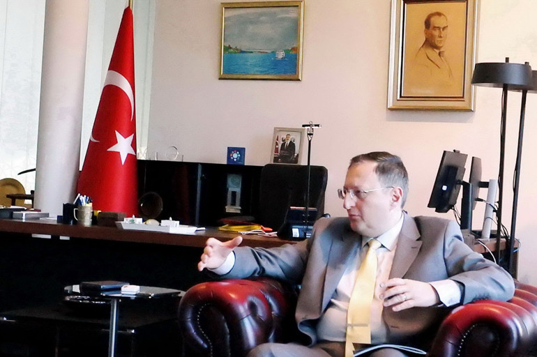 Yeni Berlin Büyükelçimiz Gökhan Turan göreve başladı