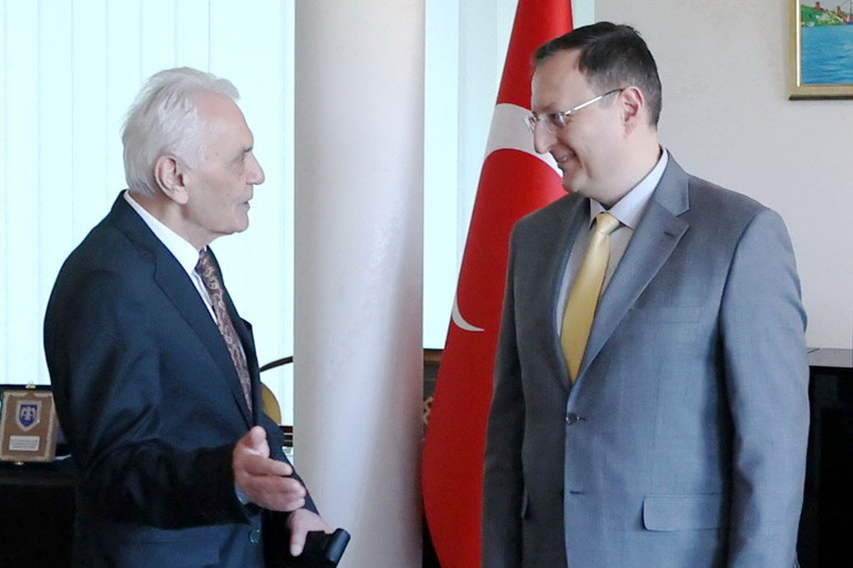 Yeni Berlin Büyükelçimiz Gökhan Turan göreve başladı
