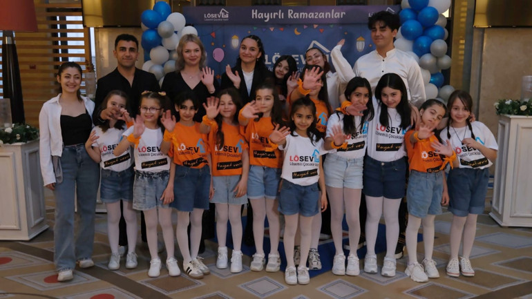 Böyle 5 yıldızlı iftara can feda