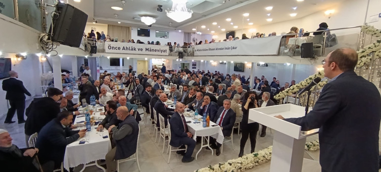 Avrupa’da yabancı, Türkiye’de gurbetçi olmak nedir bilirim
