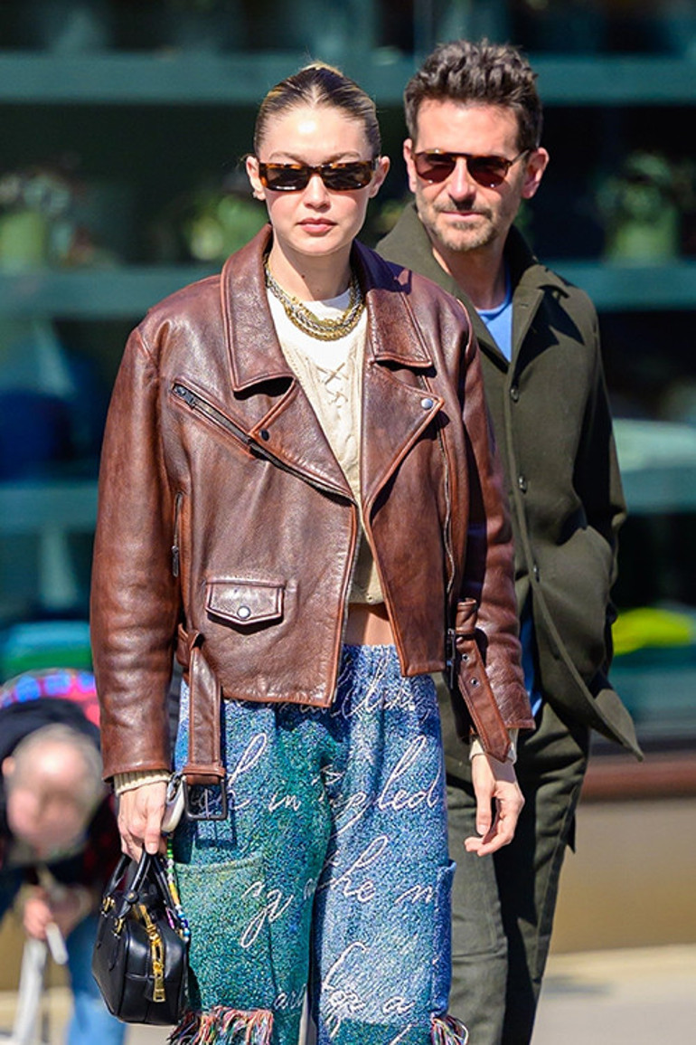 İki ünlünün aşk ateşi çoktan bacayı sardı...Benim utangaç sevgilim... Haydi sor şu soruyu, yüreğim ağzımda evet diyeyim