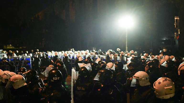 Bakan Yerlikaya açıkladı... Gösterilerde bin 418 şüpheli gözaltına alındı