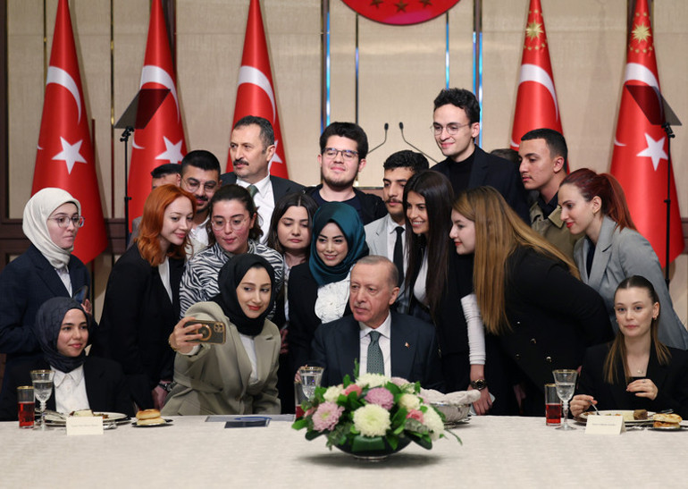 Son dakika... Cumhurbaşkanı Erdoğan: Provokasyona izin vermeyeceğiz