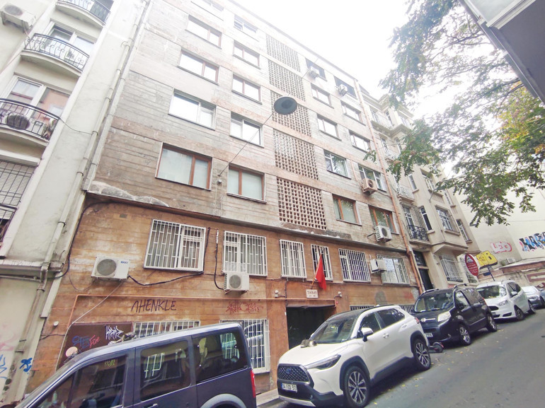 Orhan Pamuk: Yıkım kararını ben değil devlet verdi