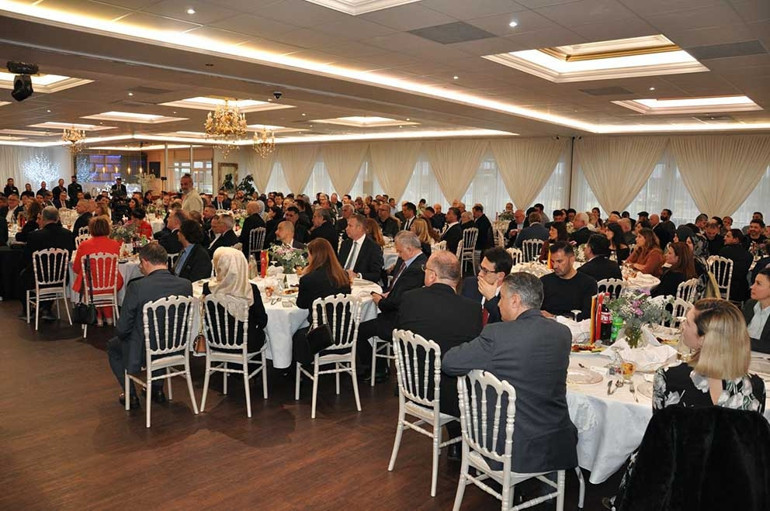 Frankfurt Başkonsolosluğu’ndan geleneksel iftar yemeği