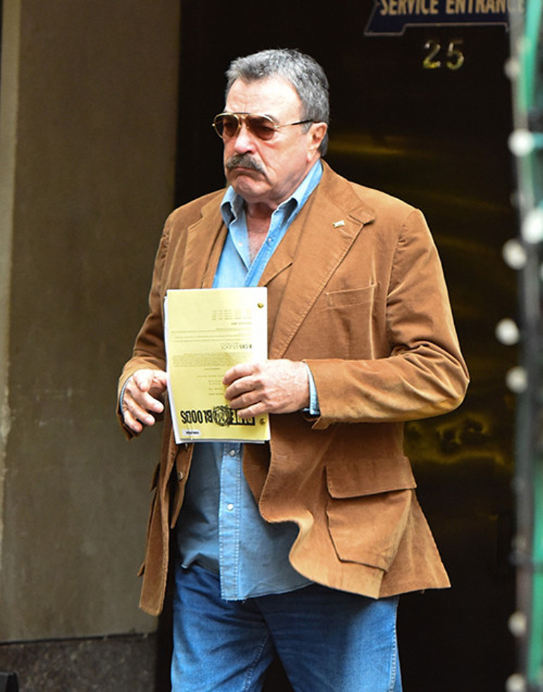 Ünlü oyuncu işsiz kaldı, ev satıyor: Milyonların var, hala para peşindesin: Utanman olsun artık