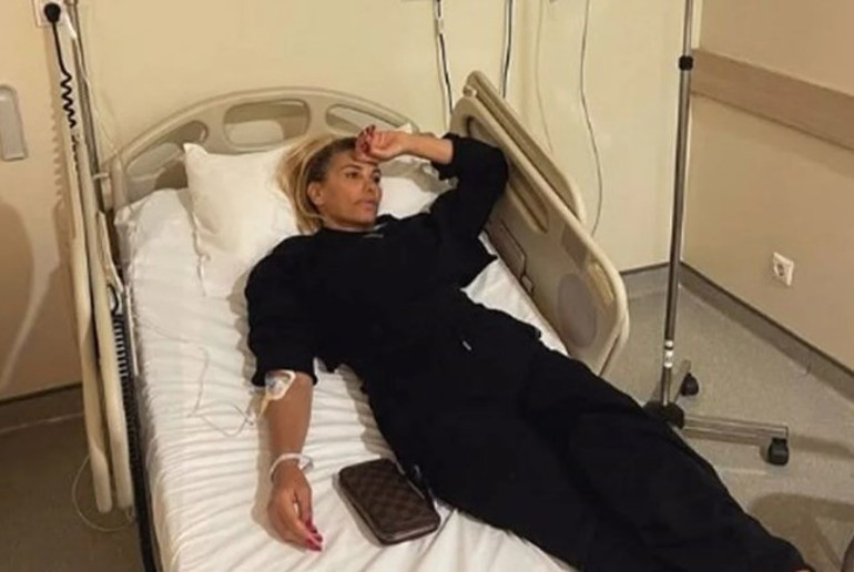 Botoks yüzünden zehirlenmişti... Ünlü şarkıcı yaşadığı zor günleri anlattı