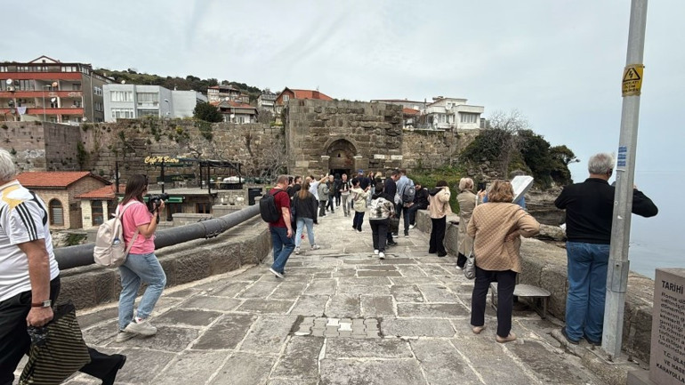 9 günlük tatil hareketliliği: 6 bin nüfuslu ilçeye akın var... Kurban Bayramında 300 bin kişiyi ağırlamıştı