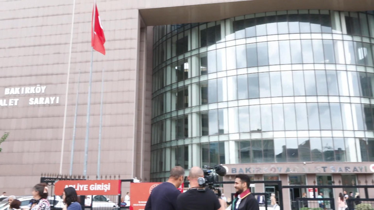 Güngörende müzisyeni döverek öldürmüşlerdi... Duruşma ertelendi