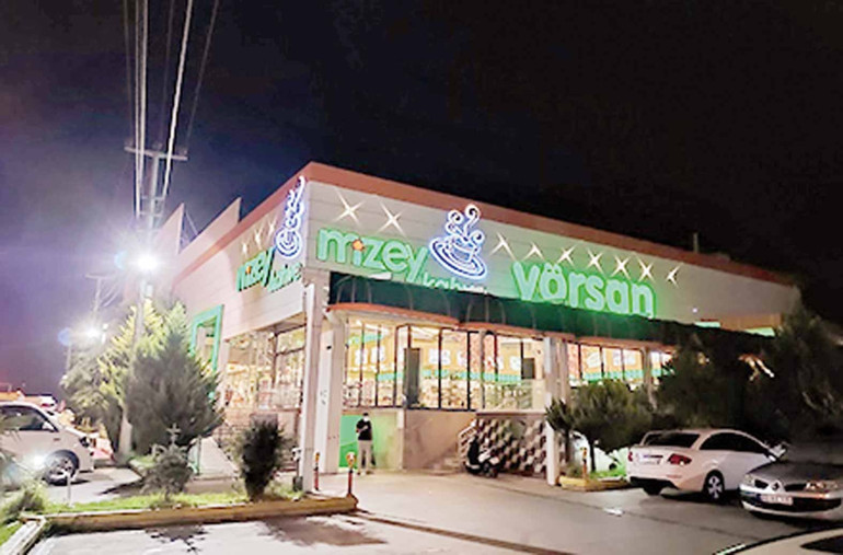 En iyi 10 yol üstü lezzet alışveriş durağı: ‘Yoldan çıkmaya’ değer...