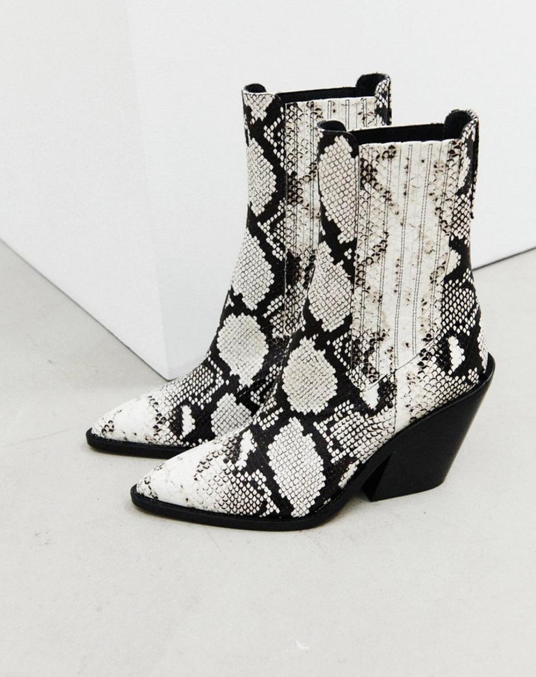 Hayvan desenleri podyumu ele geçirdi