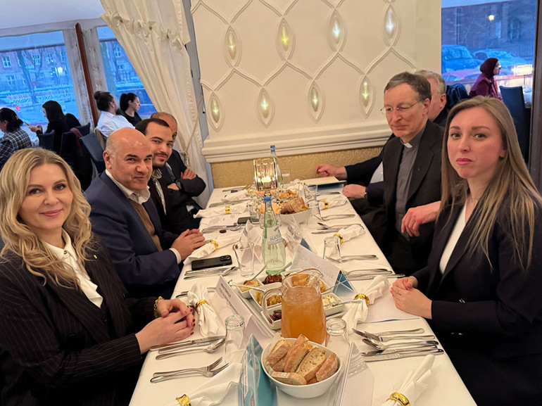 CDU farklı dinleri iftarda buluşturdu