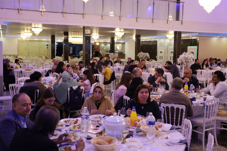 Karlsruhe’de çok anlamlı iftar program