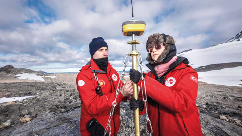 Üç liseli gencin kutup macerası